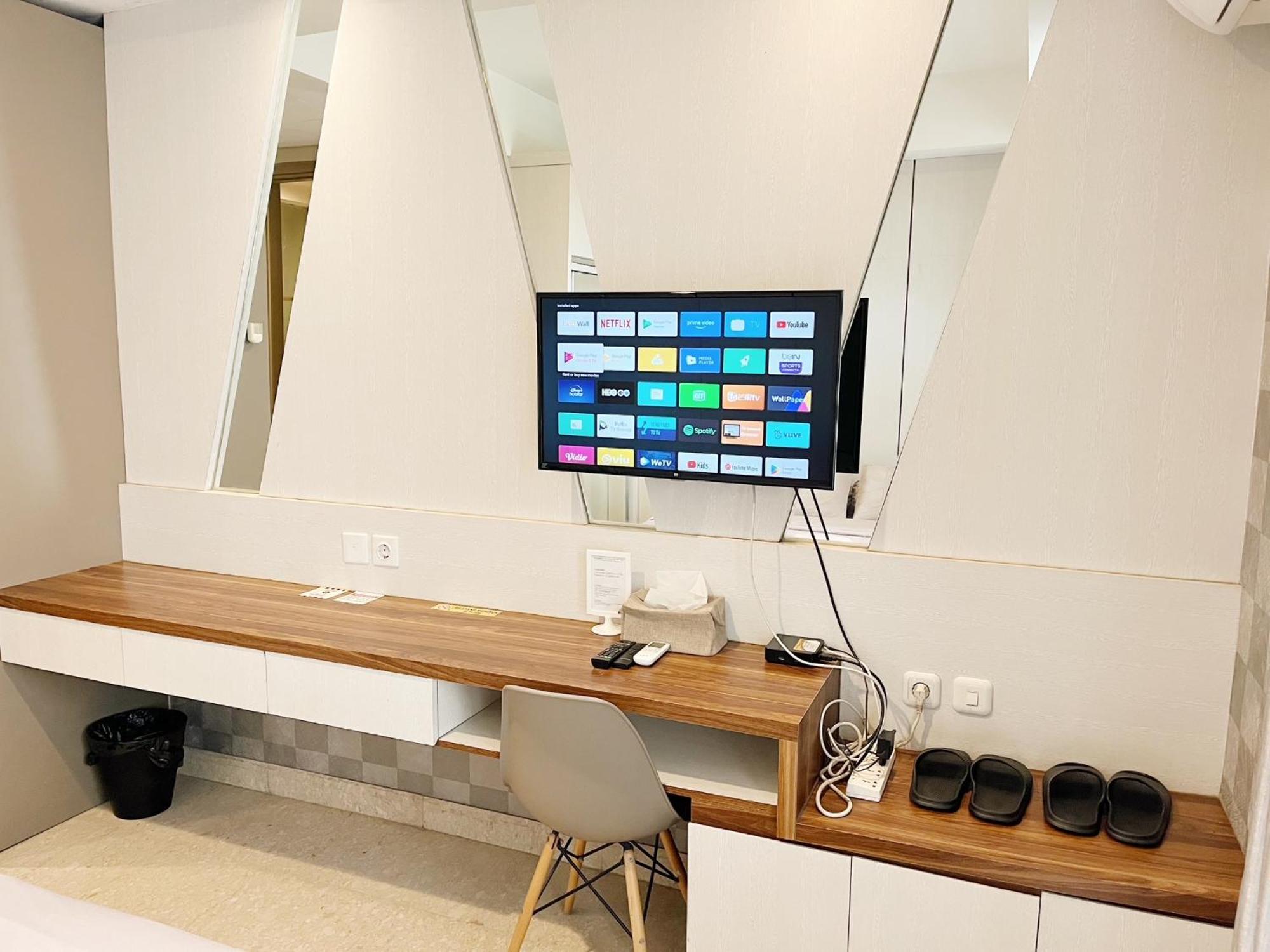 Gold Coast Pik Sea View Apartments By Longesuites Jakarta Kamer foto