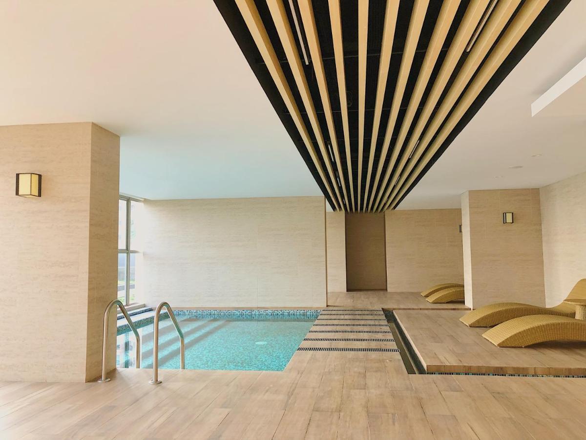 Gold Coast Pik Sea View Apartments By Longesuites Jakarta Buitenkant foto