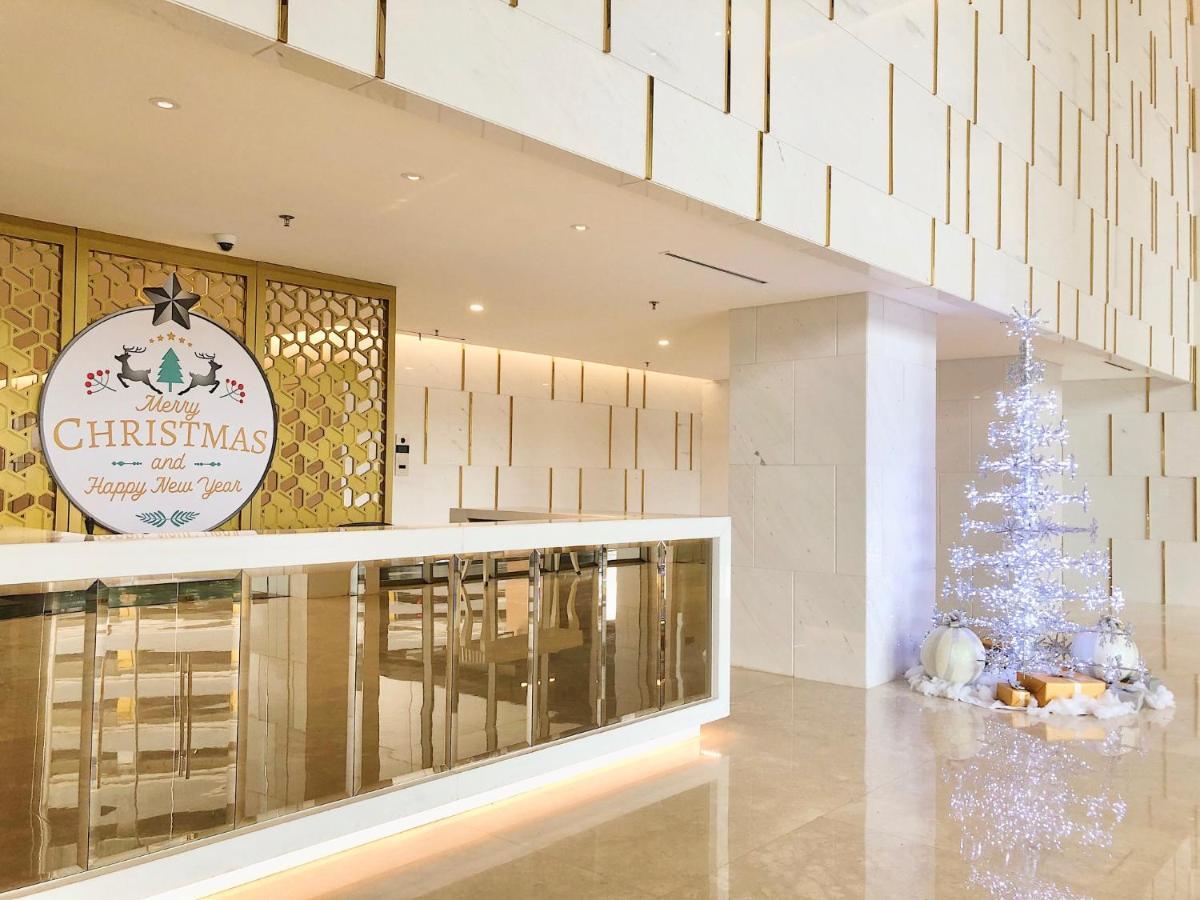 Gold Coast Pik Sea View Apartments By Longesuites Jakarta Buitenkant foto